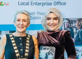 İrlanda'daki Türk Doktor Yılın Girişimcisi Seçildi